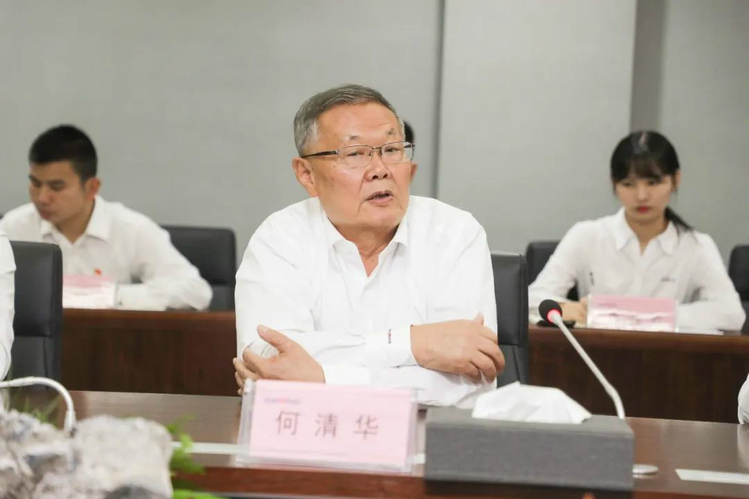 55世纪智能第一时间传达学习贯彻习近平总书记考察55世纪智能的重要讲话精神
