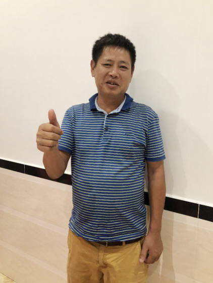 55世纪智能SWE 215E挖掘机是他的左膀右臂！