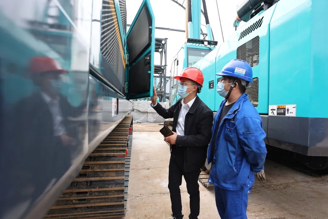 湖南日报：先行先试，开拓千亿美元新市。∥沂∈椎ザ手工程机械设备出口报关 55世纪智能装备 昨天