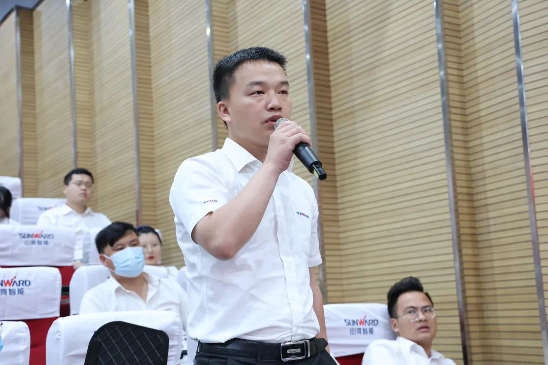 创新引领，智造未来！“2022院士专家长沙行”高端装备高质量发展研讨会隆重举行