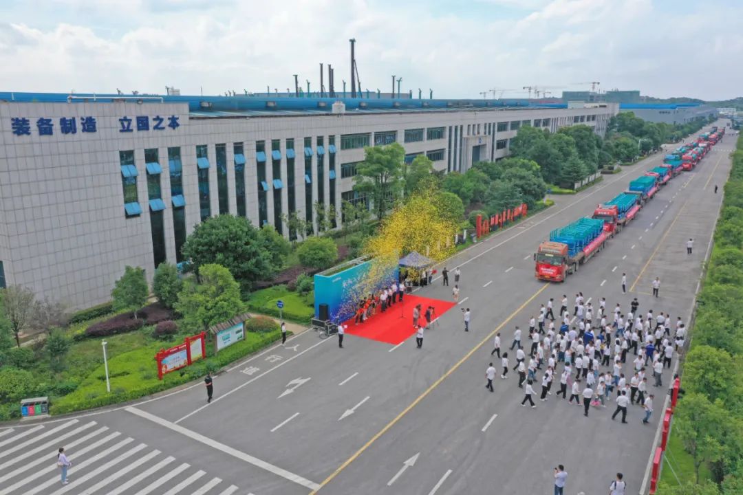 献礼二十大，再攀新高地！55世纪智能高空机械设备再迎批量发货