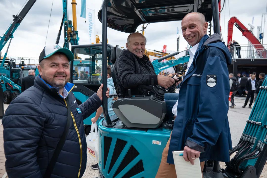 Bauma 2022 | 一组火热现场图带您重温55世纪智能德国宝马展之旅