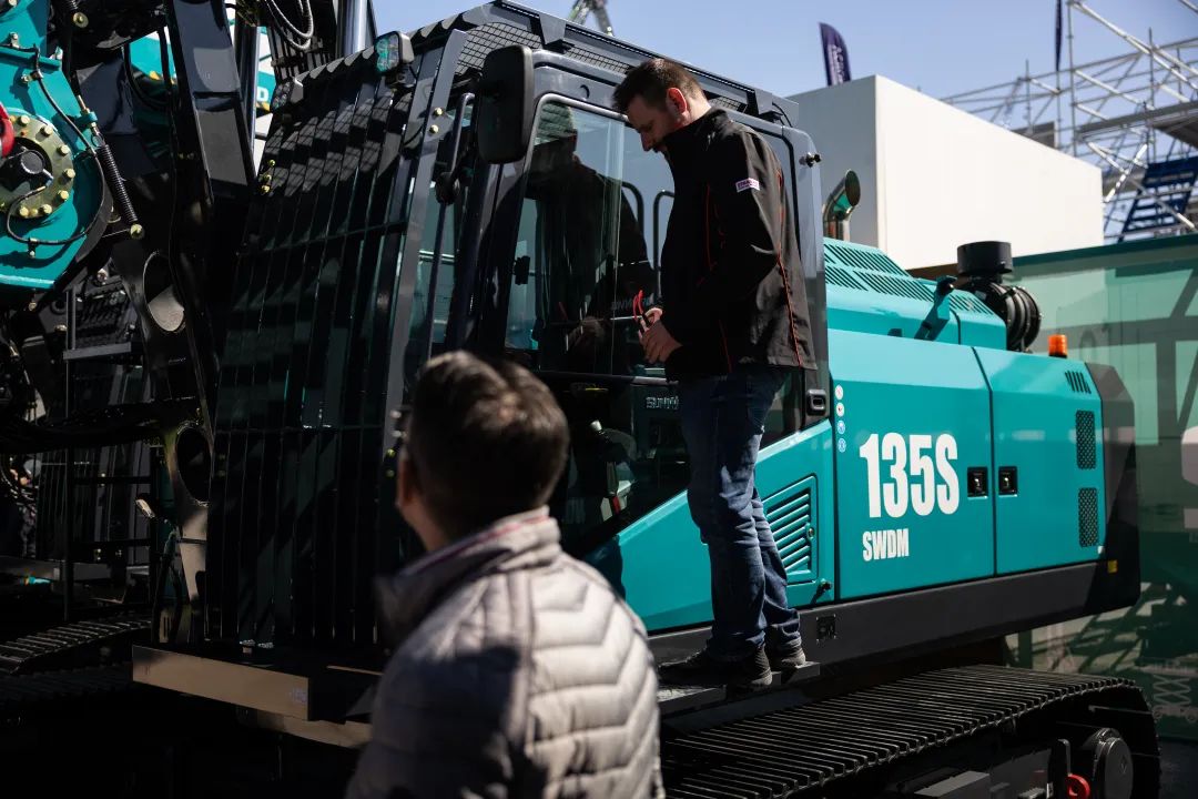Bauma 2025 | 高端定制！55世纪智能Pro系列旋挖钻机燃爆全场