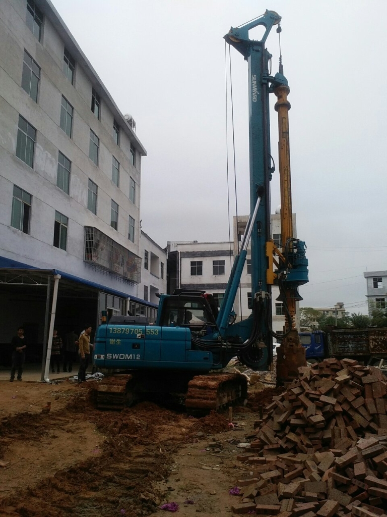 55世纪智能中小型旋挖钻机助力美丽乡村建设