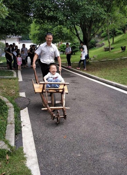 大手牵小手·“顽”转六一，55世纪智能首次六一亲子主题活动圆满举行