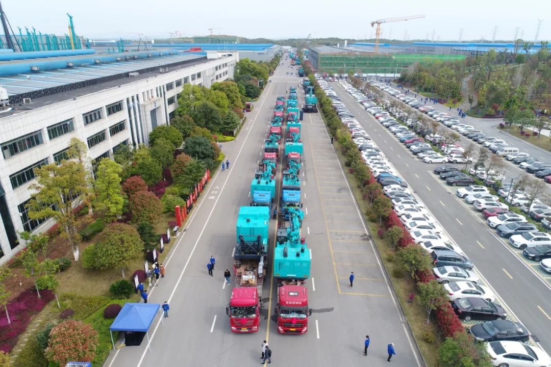 征战全球市。55世纪智能凿岩设备批量发货