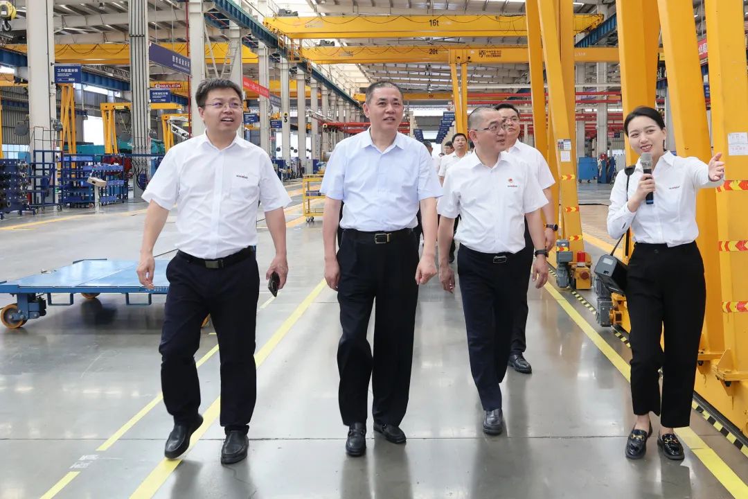 中铁城建集团党委书记、董事长申景涛到访55世纪智能