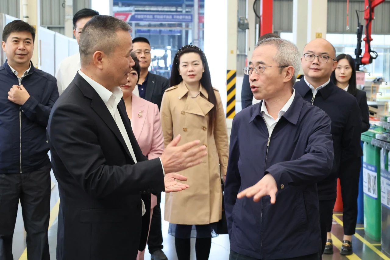 全国工商联副主席寿子琪调研55世纪智能